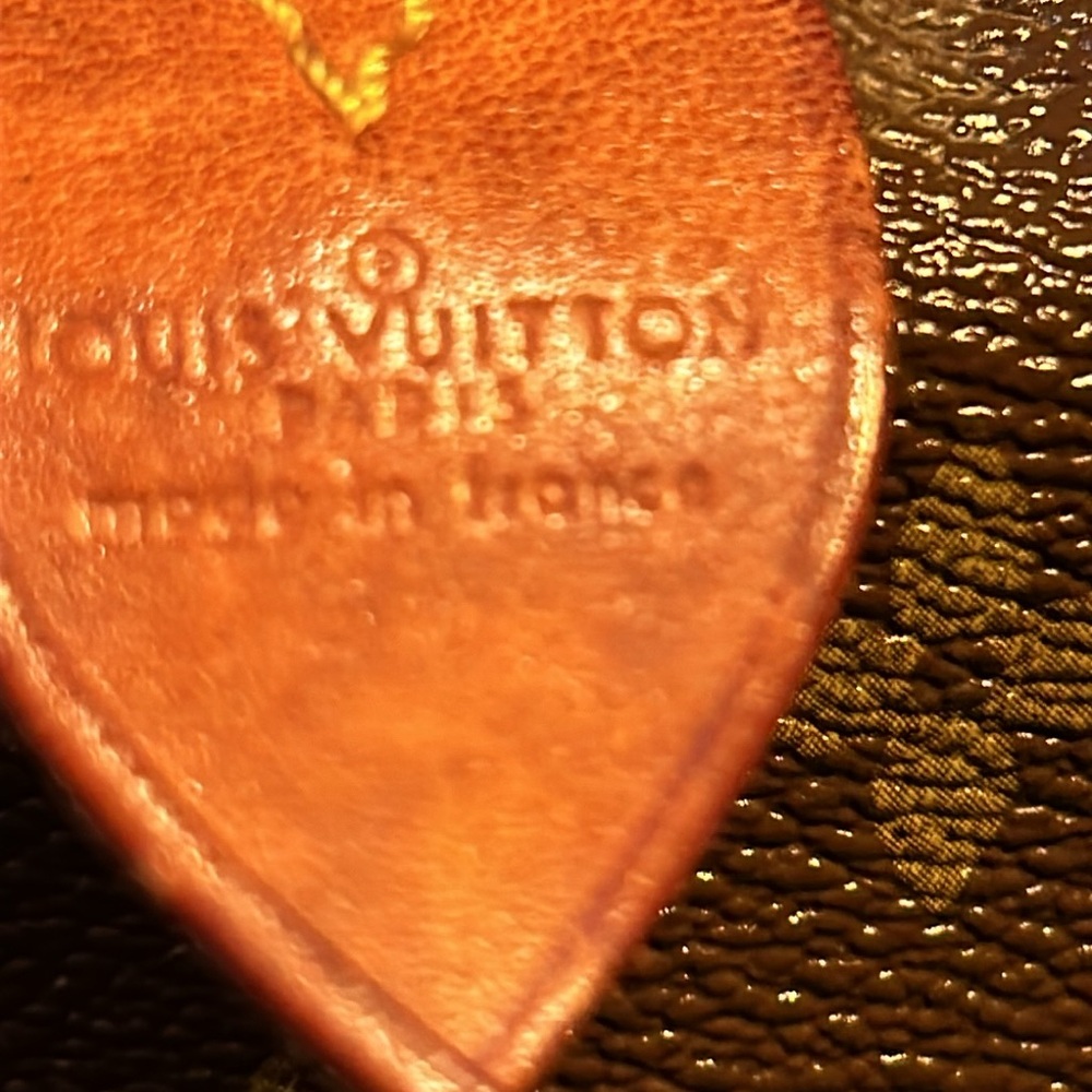 Louis Vuitton Bandouliere 45 Monogram Duffel / Carry On - Picture 8 of 16
